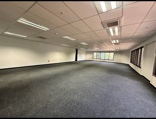 336M² OFFICE TO LET IN PARKTOWN